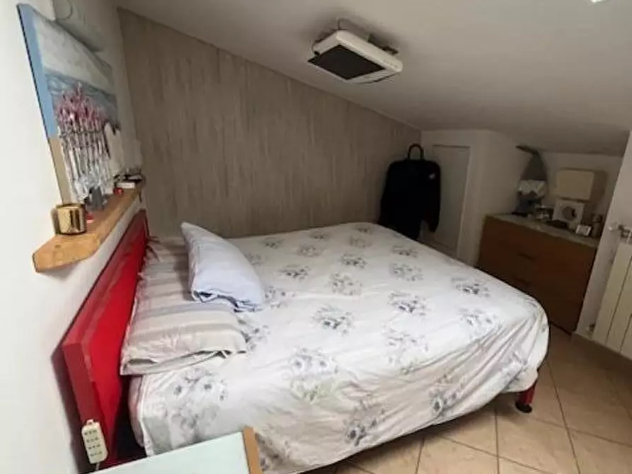 Immagine 7 di Casa semindipendente in vendita  a Fosdinovo