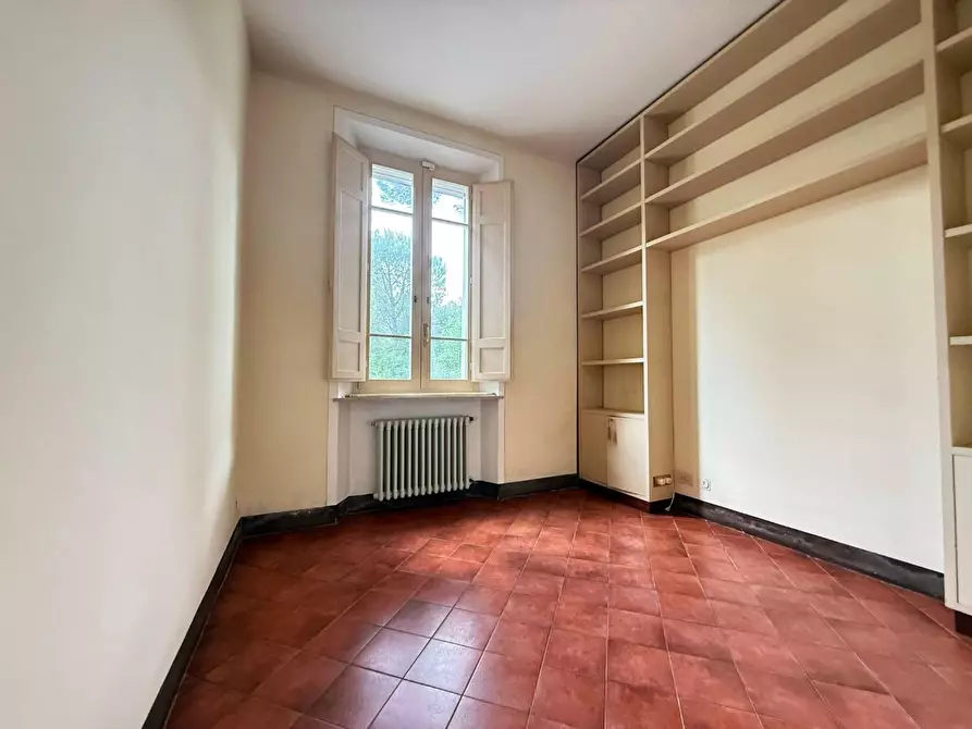 Immagine 22 di Villa in vendita  a Siena