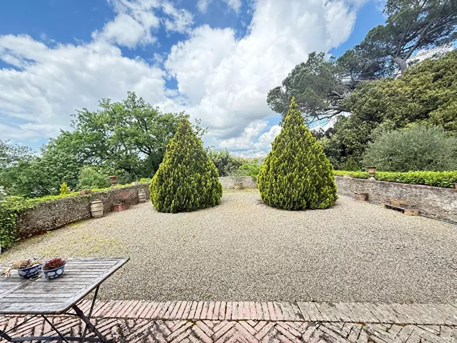 Immagine 30 di Villa in vendita  a Siena