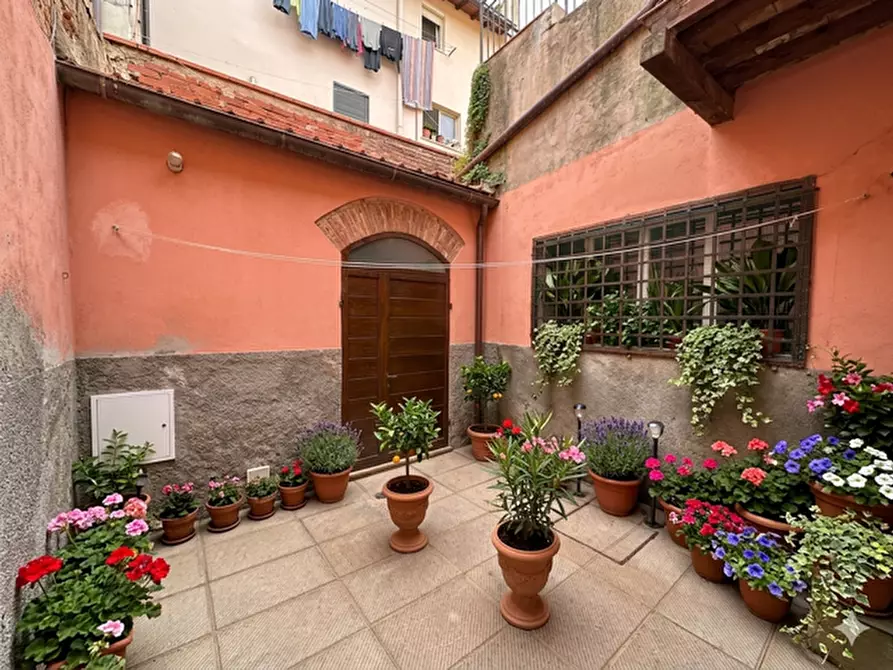 Immagine 2 di Appartamento in vendita  a Cascina