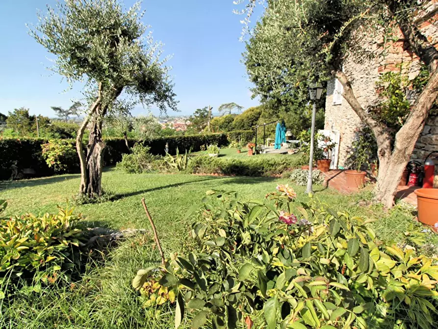 Immagine 20 di Villa in vendita  a Monsummano Terme