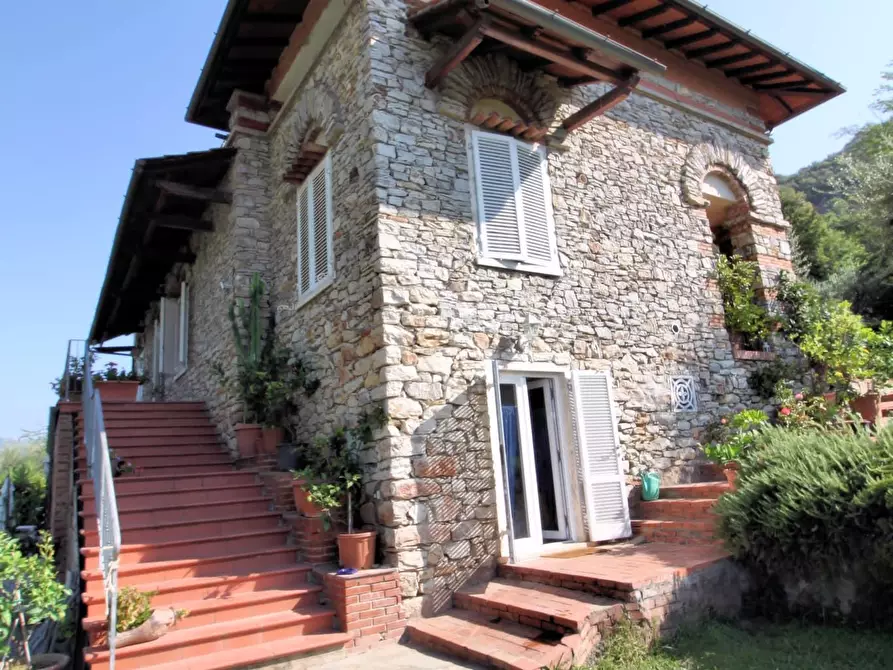 Immagine 19 di Villa in vendita  a Monsummano Terme