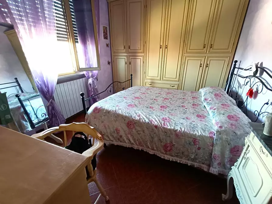 Immagine 44 di Villa in vendita  a Massa