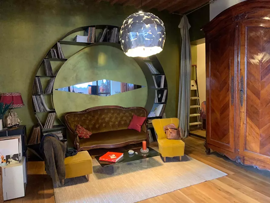 Immagine 12 di Appartamento in vendita  a Livorno