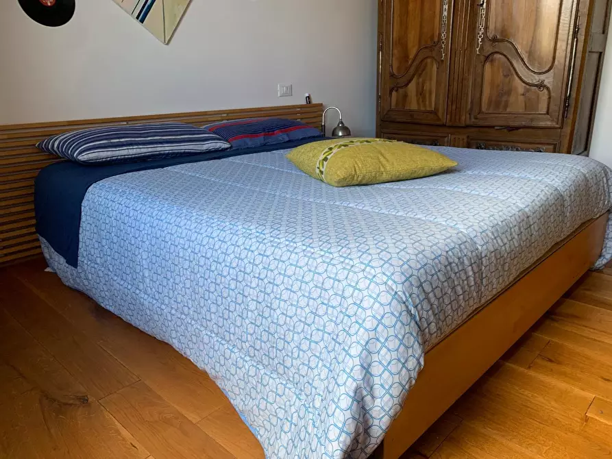 Immagine 8 di Appartamento in vendita  a Livorno