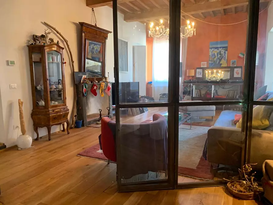 Immagine 18 di Appartamento in vendita  a Livorno