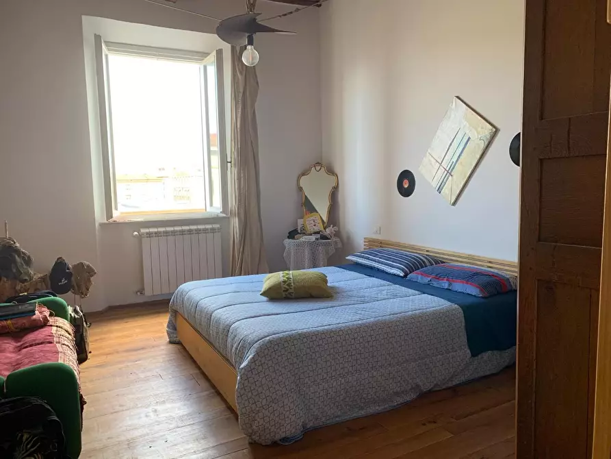 Immagine 5 di Appartamento in vendita  a Livorno