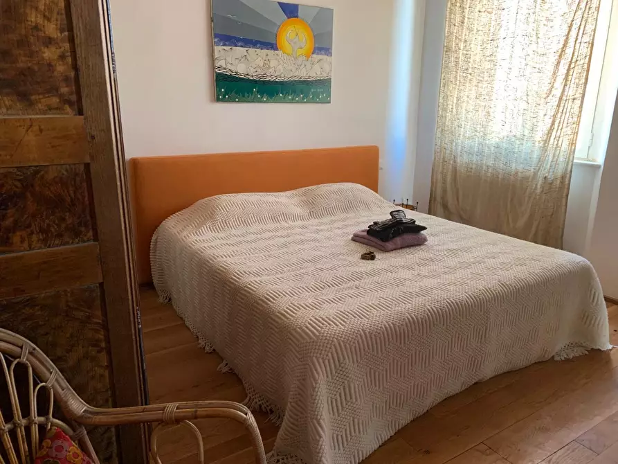 Immagine 28 di Appartamento in vendita  a Livorno