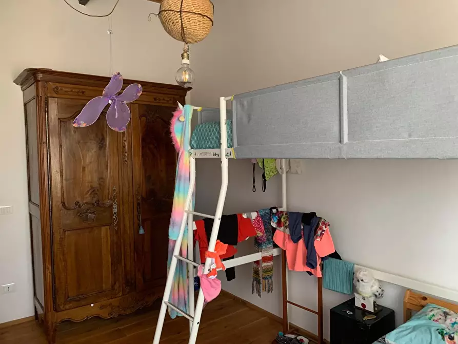 Immagine 41 di Appartamento in vendita  a Livorno