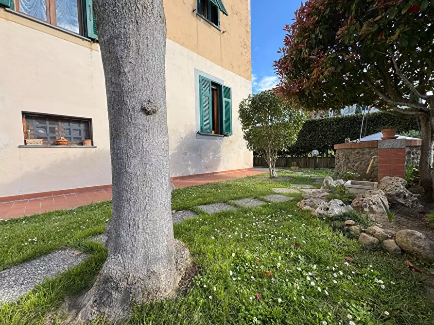 Immagine 2 di Casa semindipendente in vendita  a Castelfiorentino