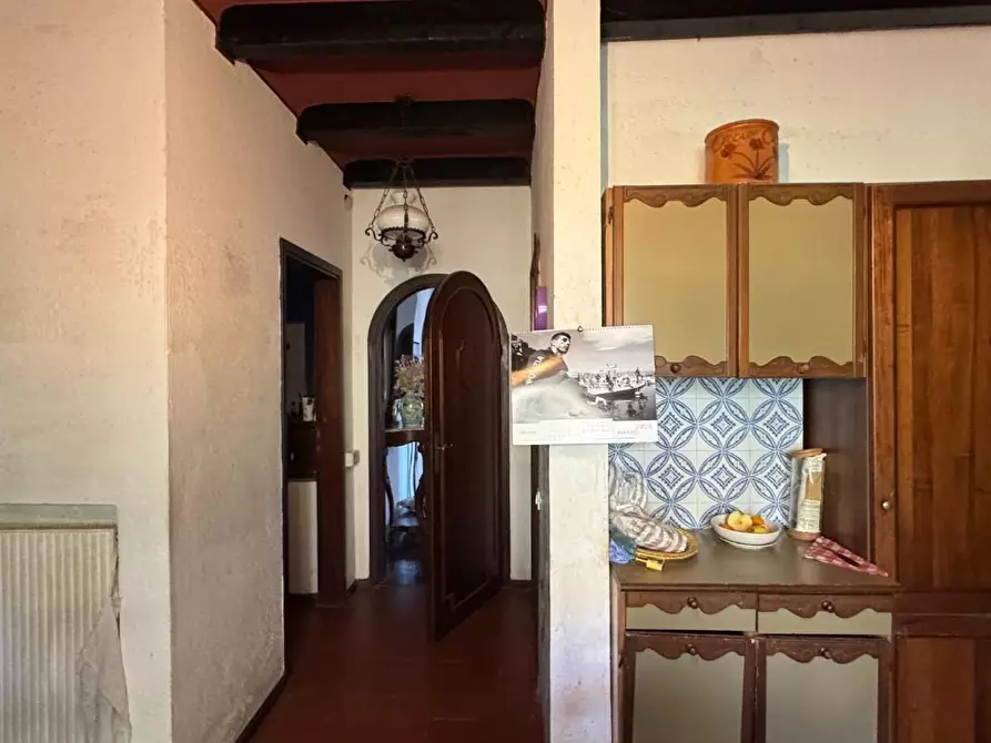 Immagine 14 di Villa in vendita  a Massa