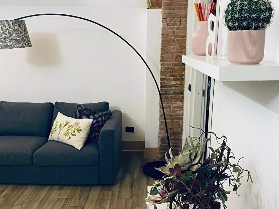 Immagine 7 di Loft/Open space in vendita  a Pontedera