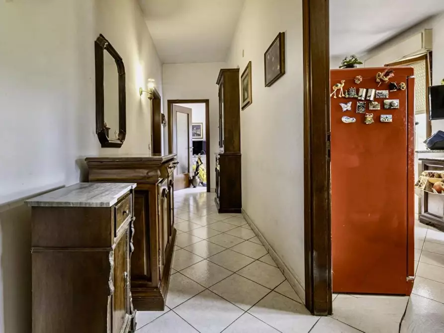 Immagine 11 di Villa in vendita  a San Giuliano Terme