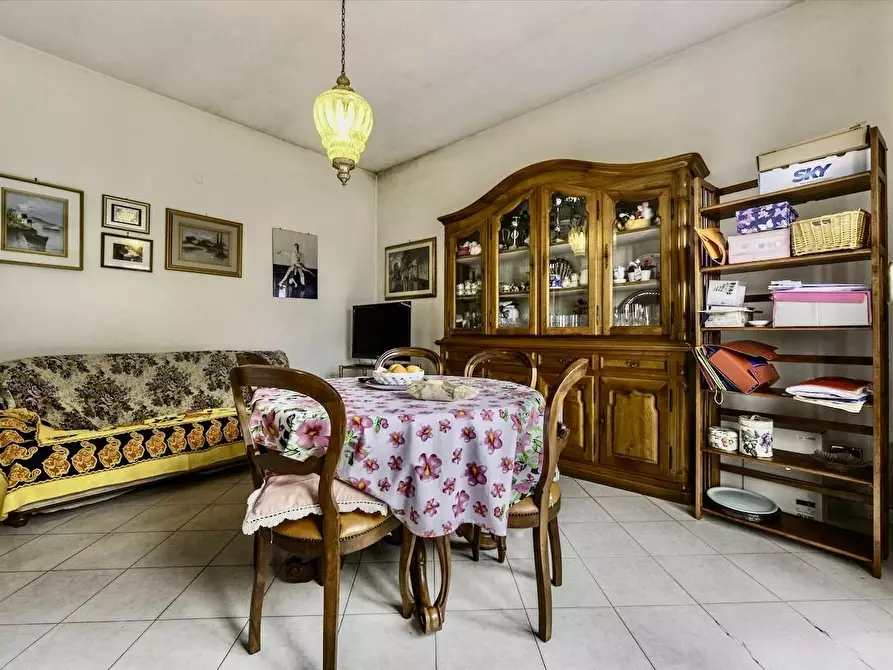 Immagine 6 di Villa in vendita  a San Giuliano Terme