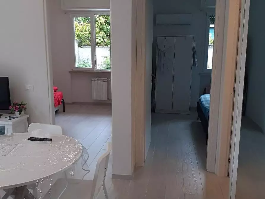 Immagine 14 di Appartamento in vendita  a Massa