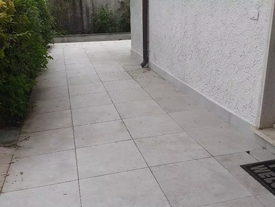 Immagine 17 di Appartamento in vendita  a Massa