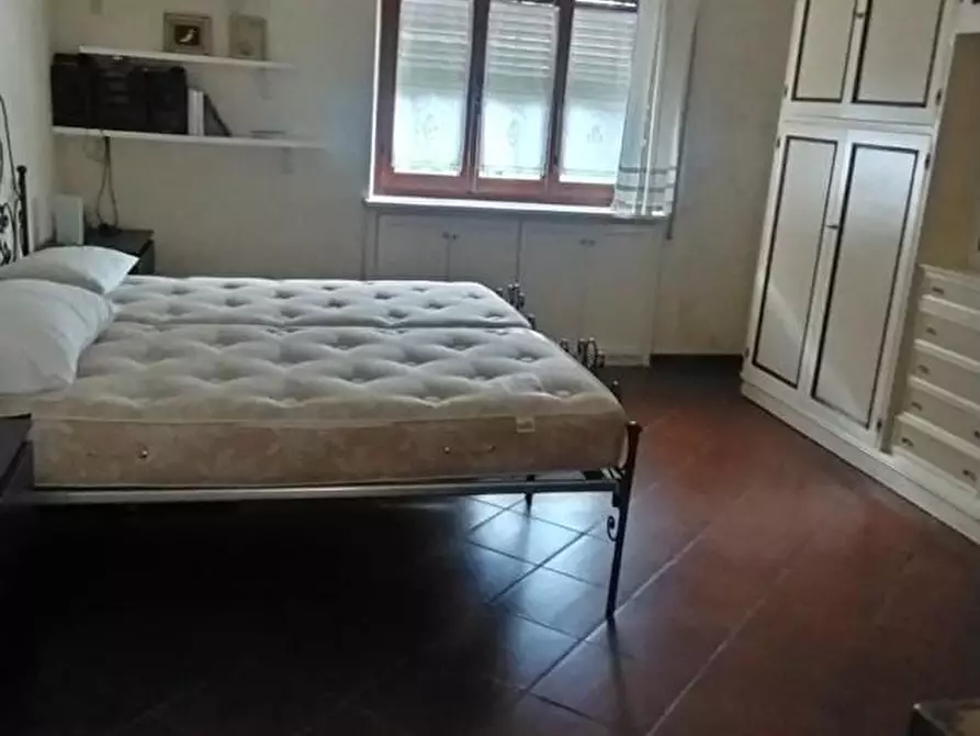 Immagine 24 di Casa indipendente in vendita  a Massa