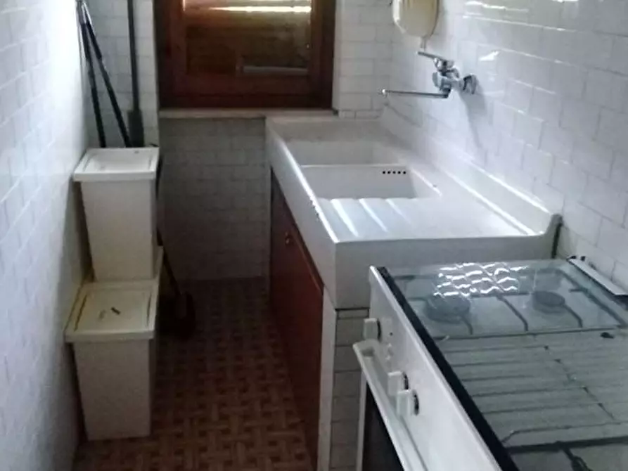 Immagine 15 di Casa indipendente in vendita  a Massa