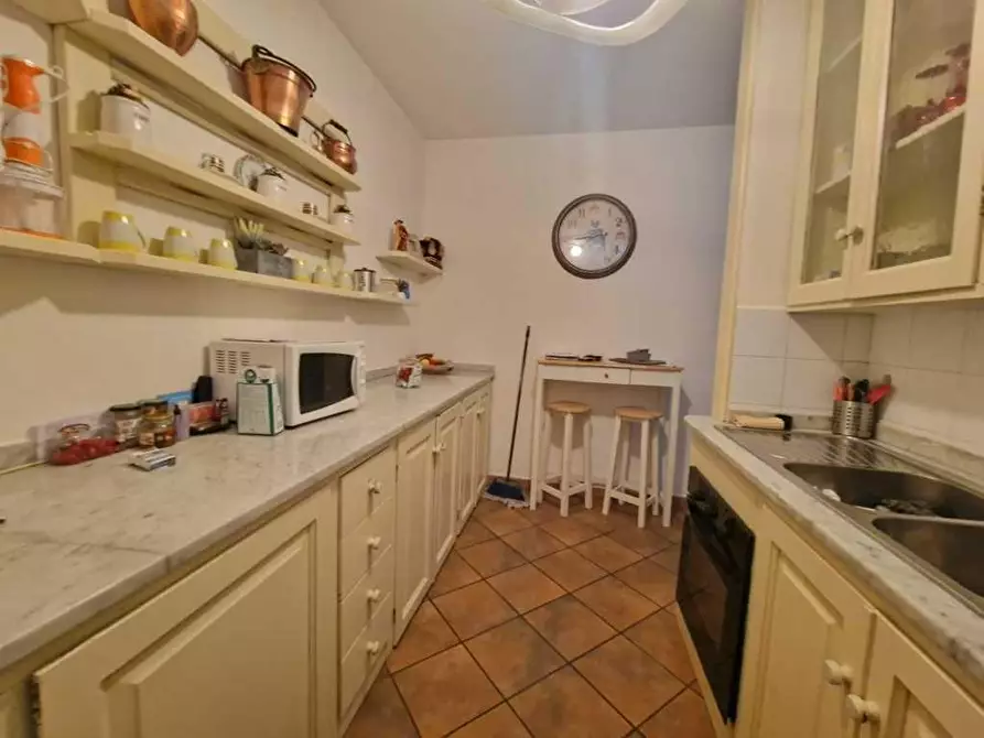 Immagine 11 di Villetta a schiera in vendita  a Carrara