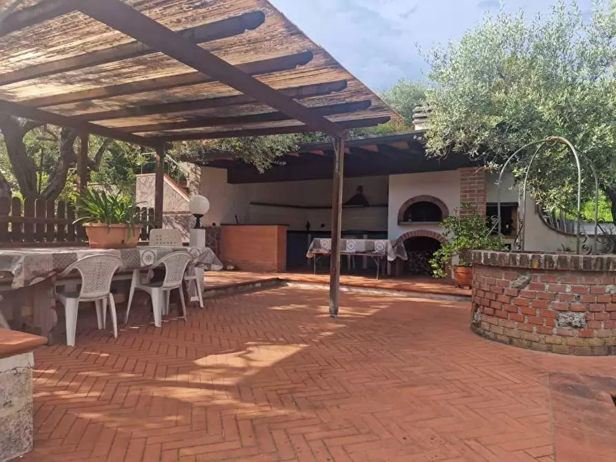 Immagine 4 di Villetta a schiera in vendita  a Carrara