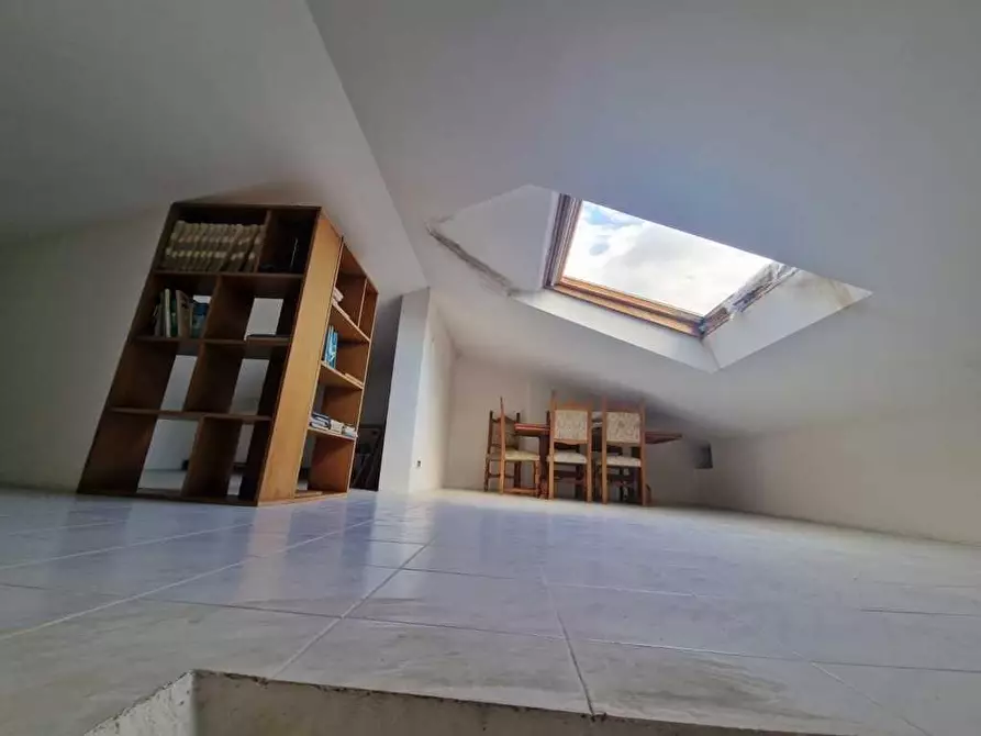 Immagine 27 di Villetta a schiera in vendita  a Carrara