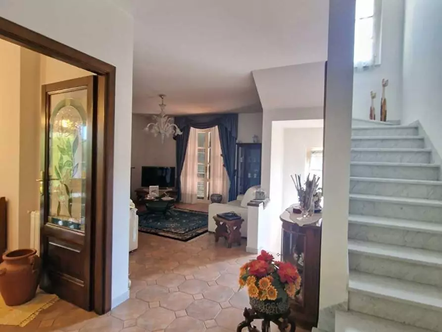 Immagine 13 di Villetta a schiera in vendita  a Carrara