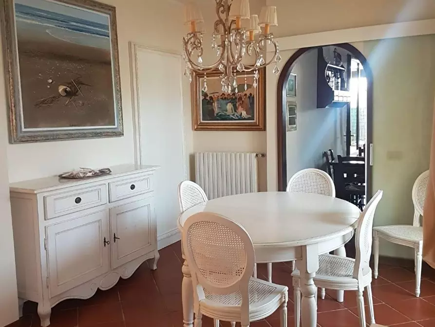 Immagine 13 di Casa bifamiliare in vendita  a Forte Dei Marmi