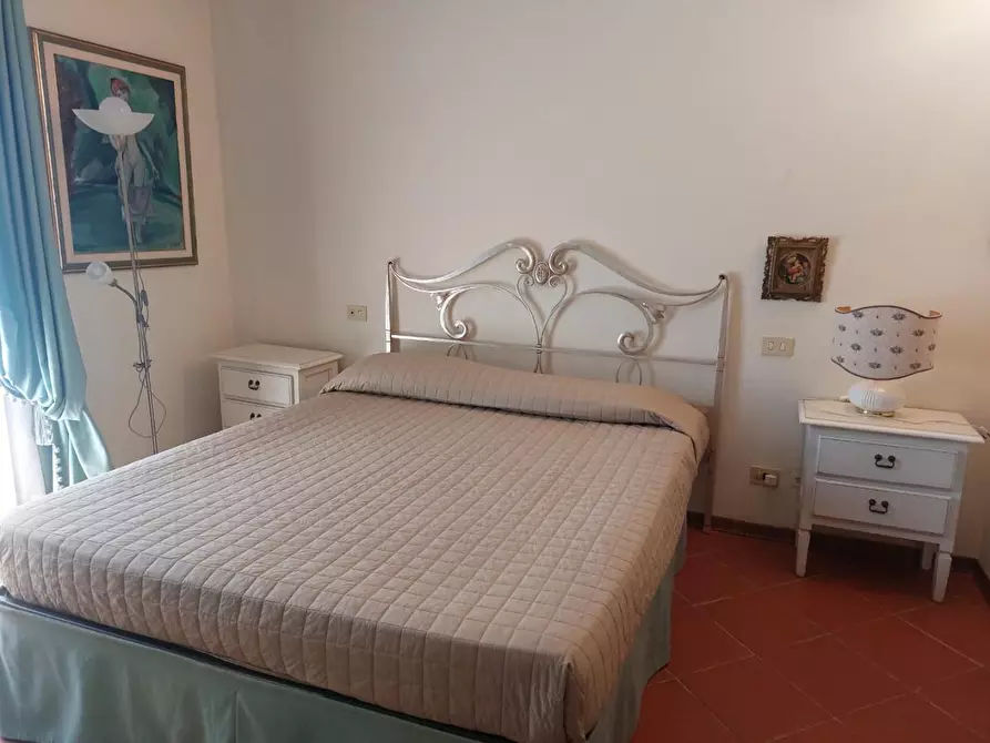 Immagine 21 di Casa bifamiliare in vendita  a Forte Dei Marmi