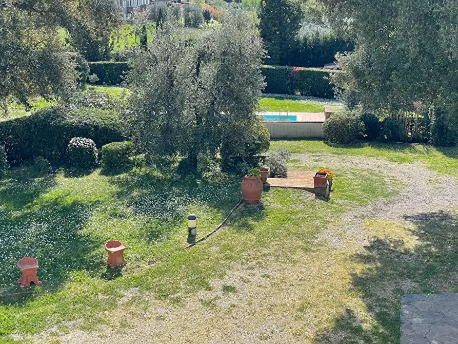 Immagine 23 di Villa in vendita  a Vinci