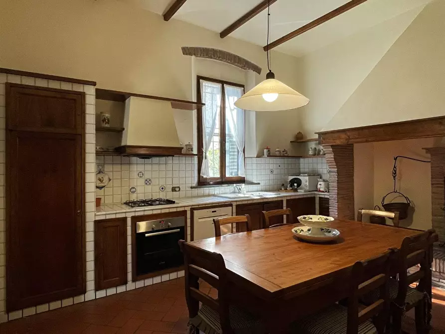 Immagine 41 di Villa in vendita  a Vinci