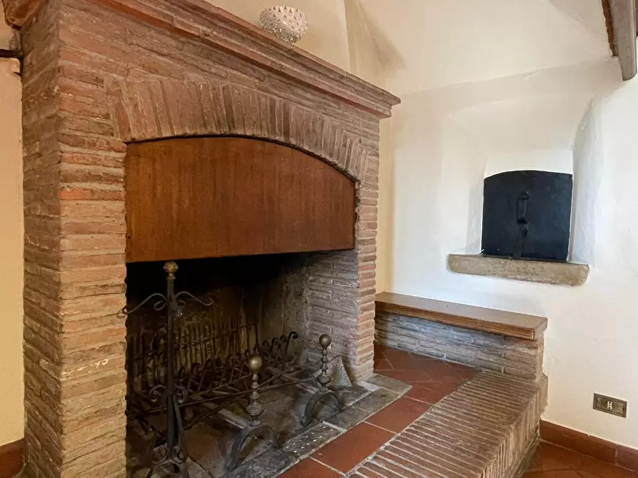 Immagine 43 di Villa in vendita  a Vinci