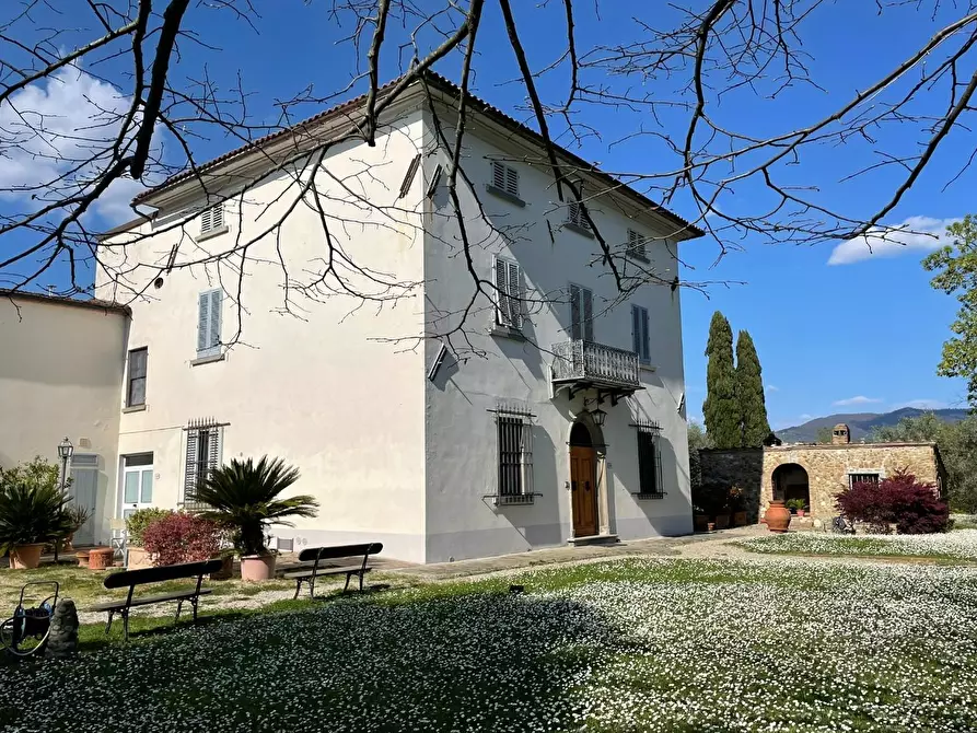 Immagine 73 di Villa in vendita  a Vinci