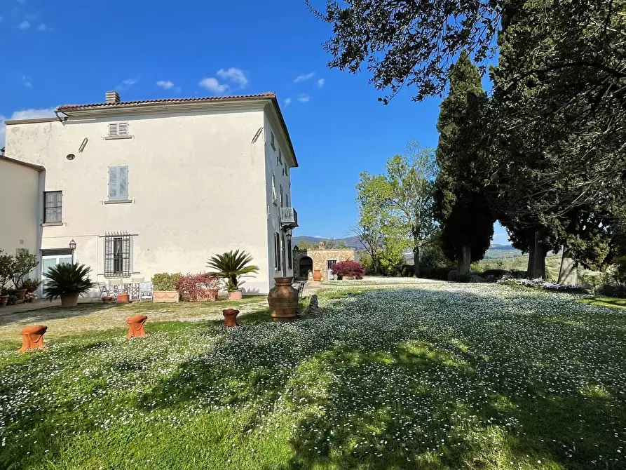 Immagine 87 di Villa in vendita  a Vinci