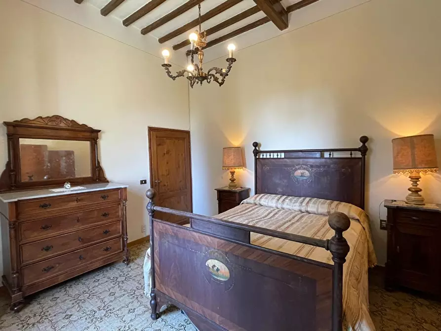 Immagine 27 di Villa in vendita  a Vinci