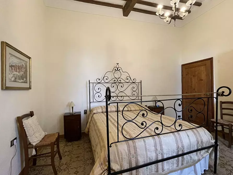 Immagine 54 di Villa in vendita  a Vinci