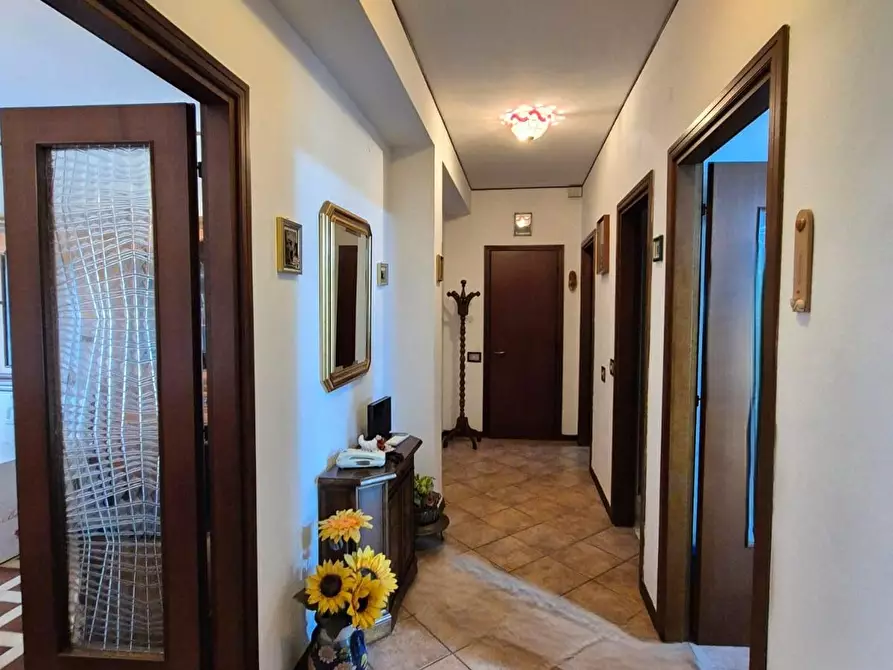 Immagine 18 di Appartamento in vendita  a Santa Croce Sull'arno