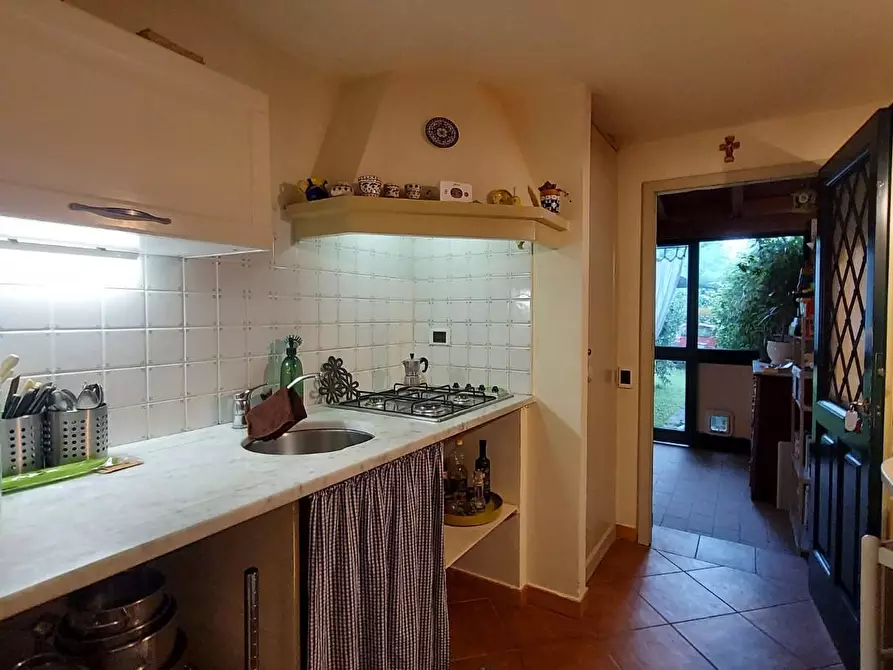 Immagine 45 di Casa trifamiliare in vendita  a Montecarlo