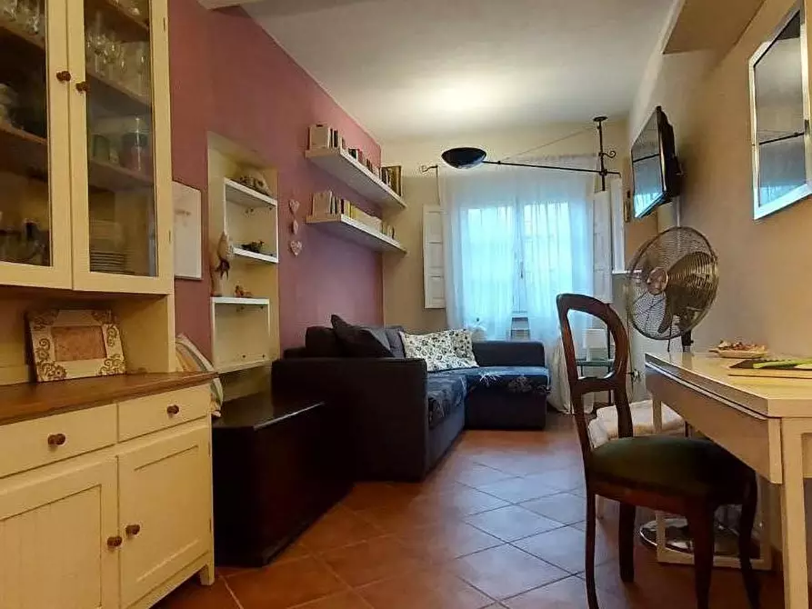 Immagine 42 di Casa trifamiliare in vendita  a Montecarlo