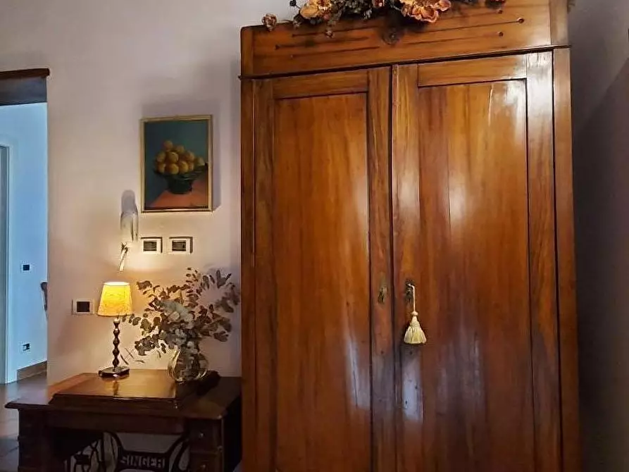 Immagine 54 di Casa trifamiliare in vendita  a Montecarlo