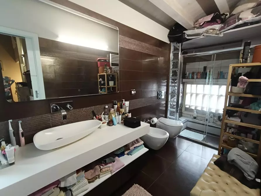 Immagine 19 di Porzione di casa in vendita  a Vinci