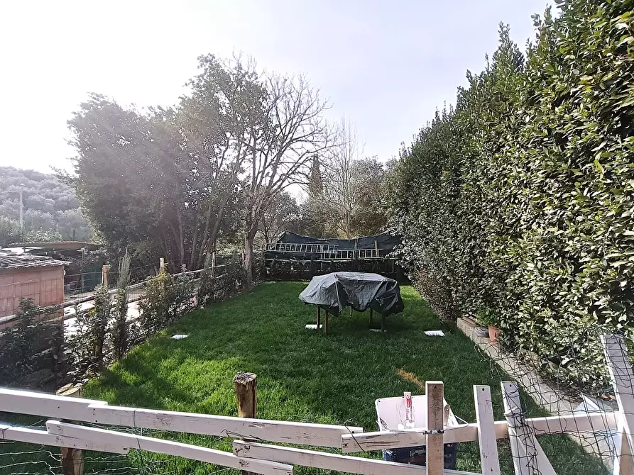 Immagine 13 di Porzione di casa in vendita  a Vinci