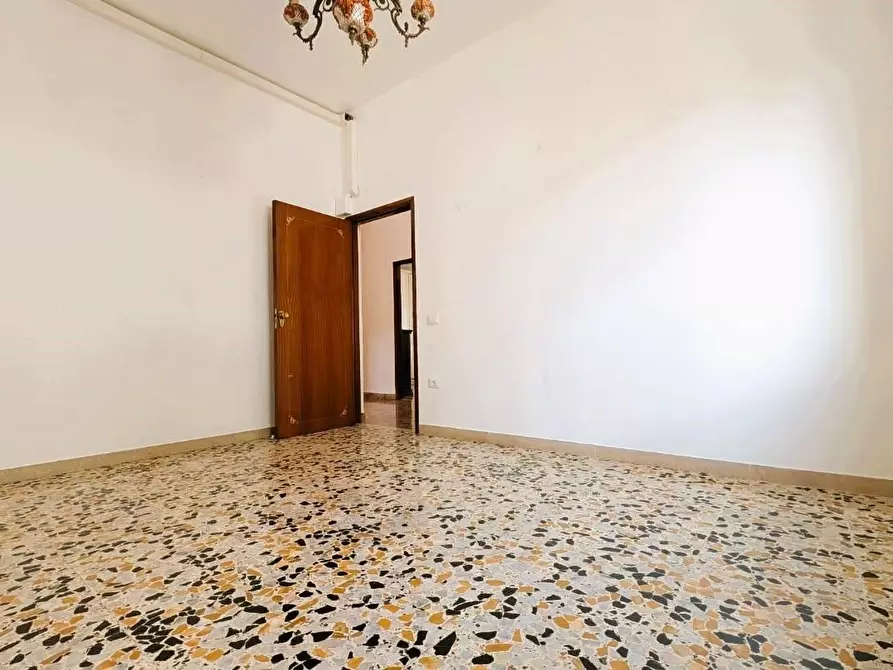 Immagine 10 di Appartamento in vendita  a Empoli