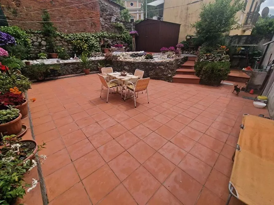 Immagine 3 di Casa semindipendente in vendita  a Carrara