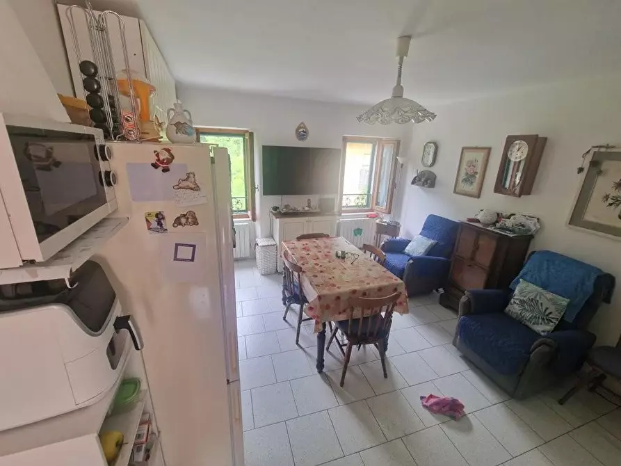 Immagine 14 di Casa semindipendente in vendita  a Carrara