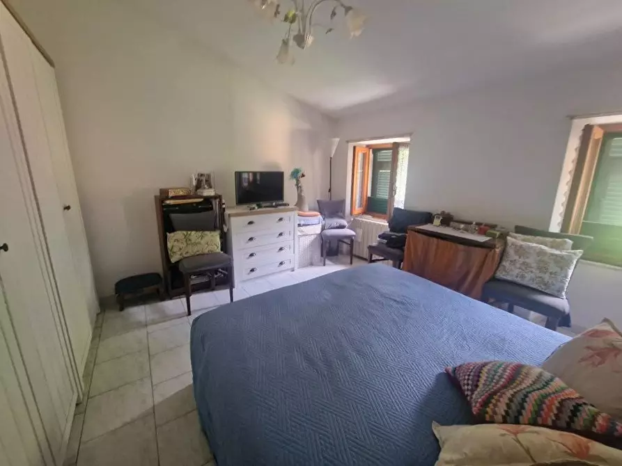 Immagine 16 di Casa semindipendente in vendita  a Carrara