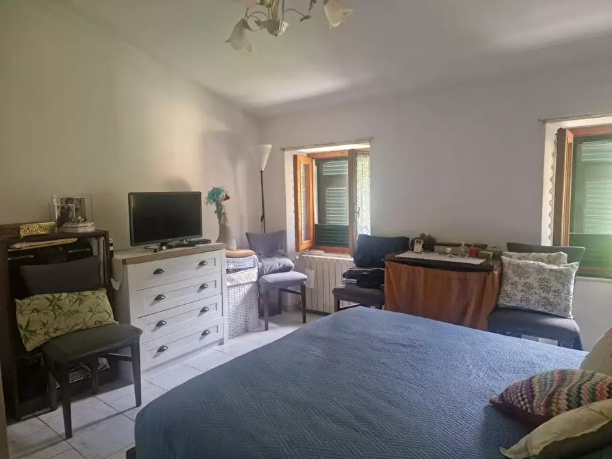 Immagine 18 di Casa semindipendente in vendita  a Carrara