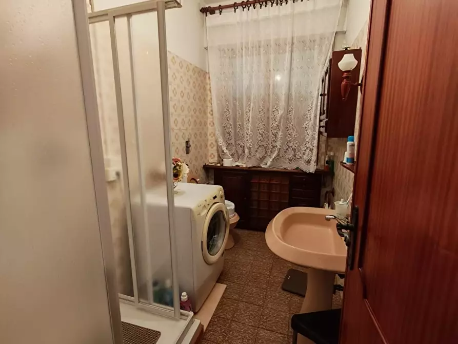 Immagine 10 di Casa indipendente in vendita  a Carrara