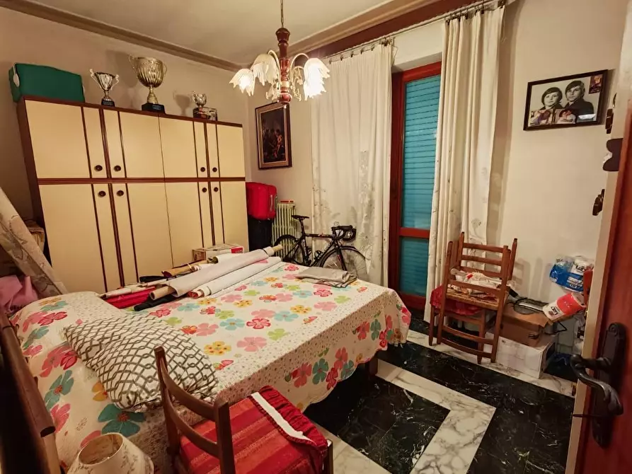 Immagine 11 di Casa indipendente in vendita  a Carrara