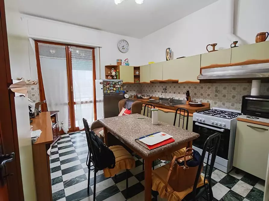 Immagine 5 di Casa indipendente in vendita  a Carrara