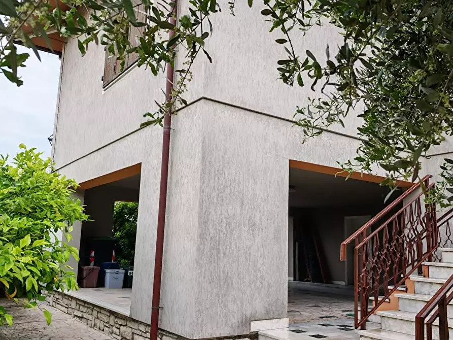 Immagine 18 di Casa indipendente in vendita  a Carrara